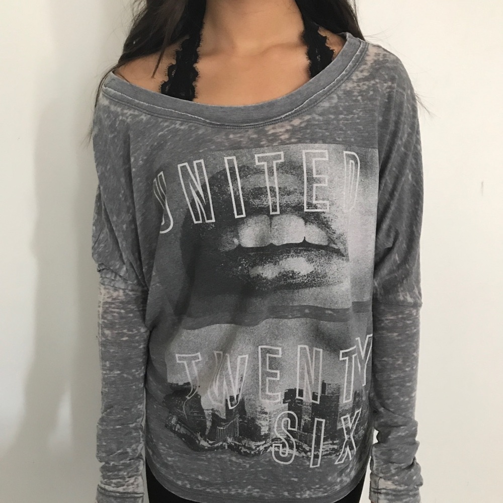 Long sleeve shirt